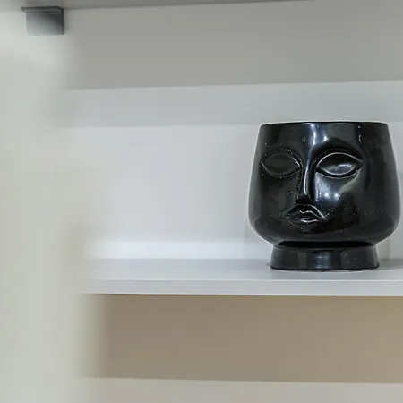 Modern Lights In Kiraly Street With Ac * بودابست